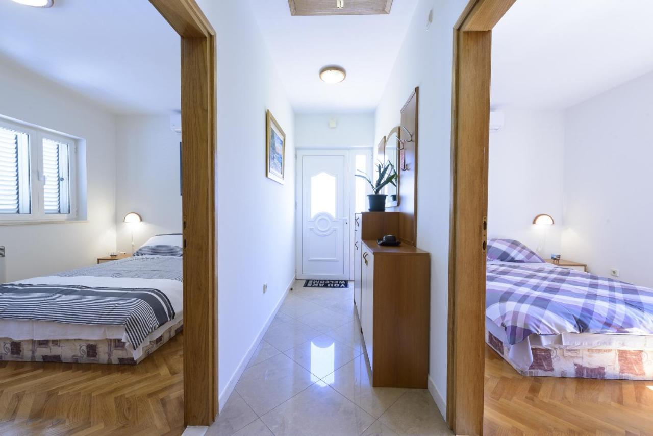 Apartment Tija Two Bedroom Apartment With Balcony And Partial Sea View 杜布罗夫尼克 外观 照片